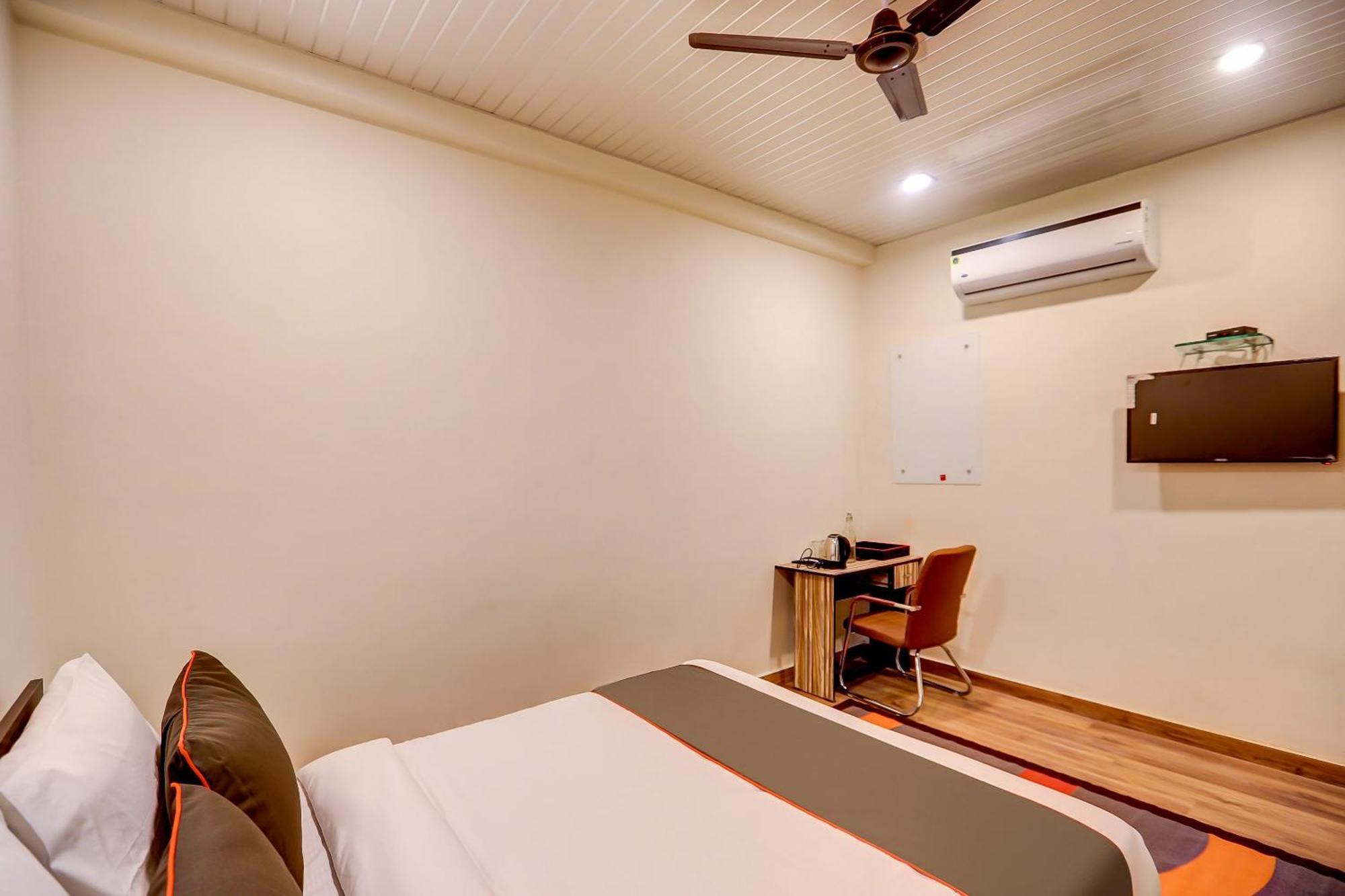 Collection O Sr Inn Awas Vikas Kanpur Dış mekan fotoğraf