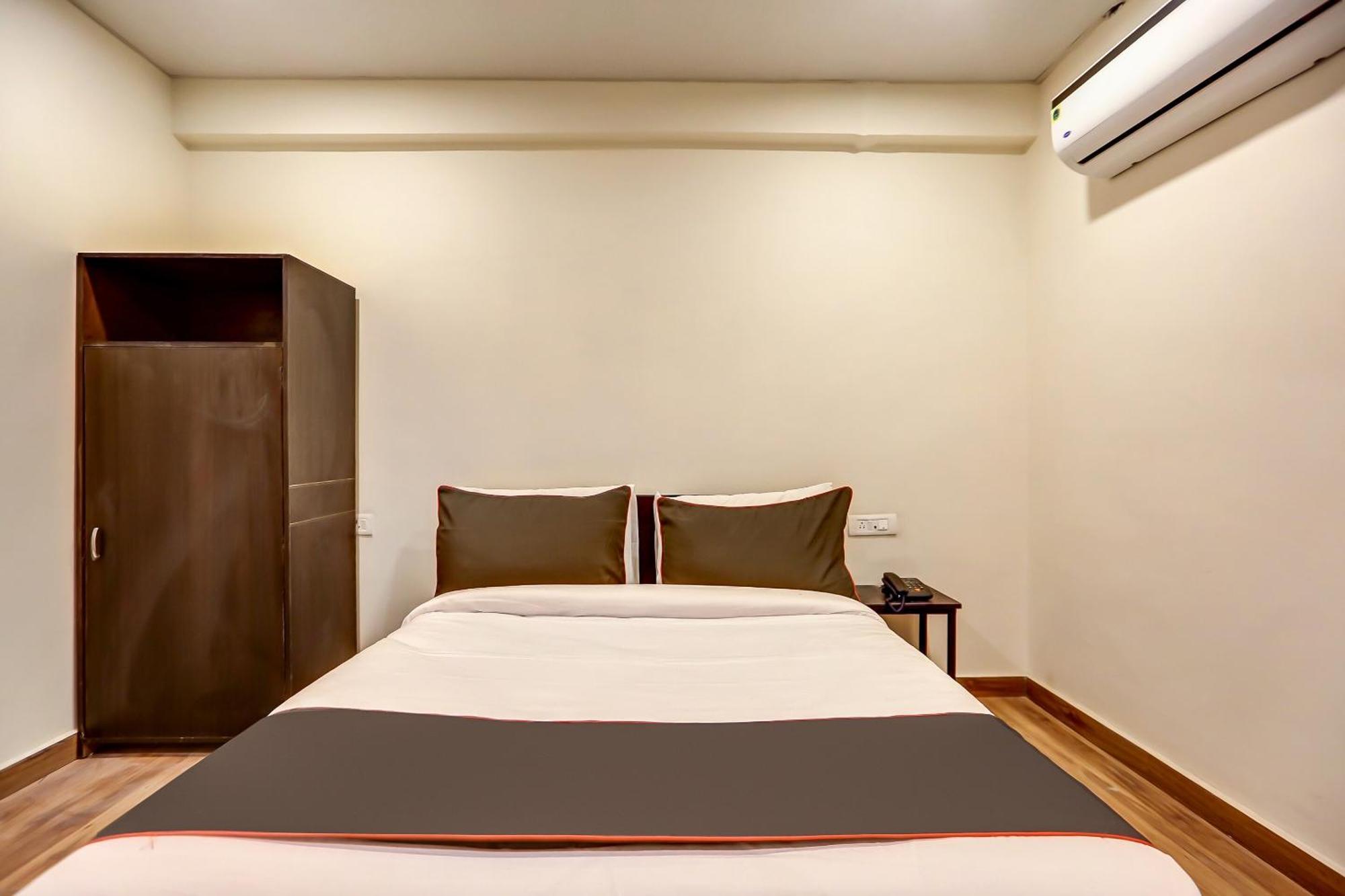Collection O Sr Inn Awas Vikas Kanpur Dış mekan fotoğraf