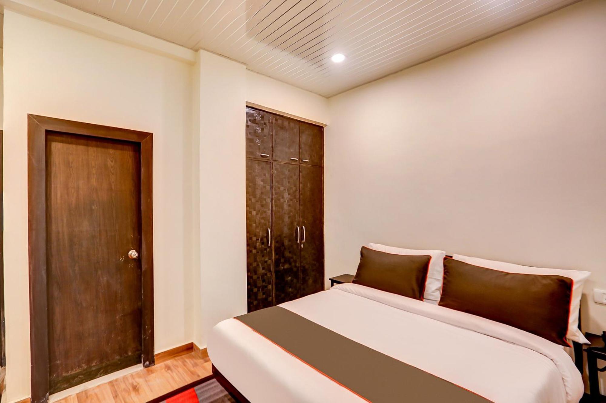 Collection O Sr Inn Awas Vikas Kanpur Dış mekan fotoğraf